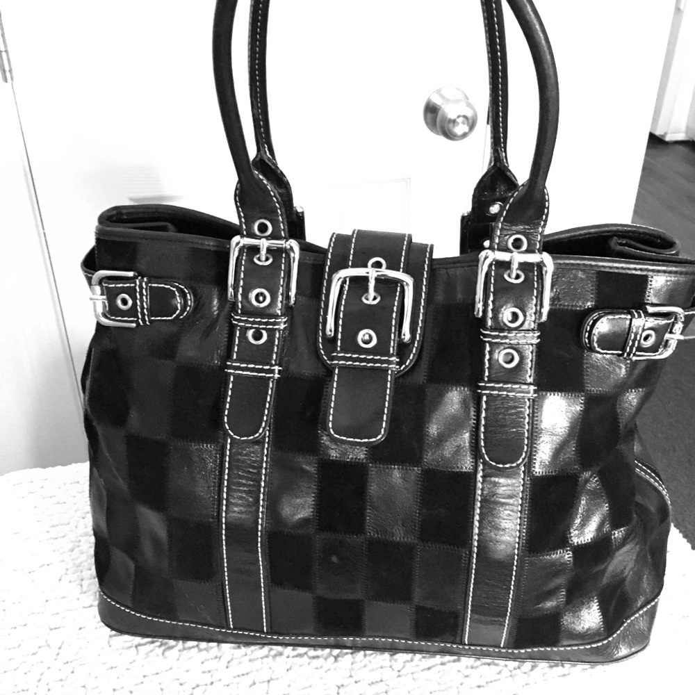 Black leather purse